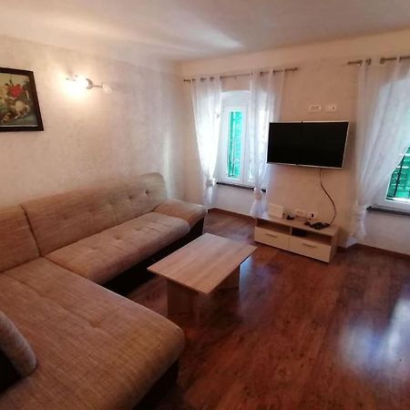 Apartment In Ловран Экстерьер фото